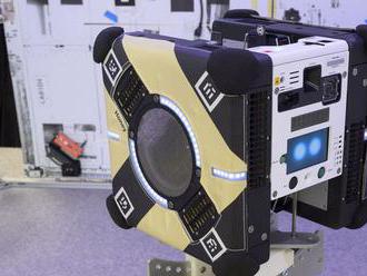 K ISS odlietajú včelí roboti, budú pomáhať astronautom