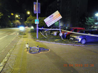FOTO Tragický večer v Dunajskej Strede: Cyklista   sa zrazil s autom, nehoda mu bola osudná