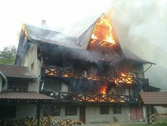 FOTO Požiar penziónu pri Žiari nad Hronom: Polícia už začala trestné stíhanie