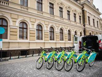 Mesto Nitra sa nevie dohodnúť s Arrivou, vypíše súťaž na prevádzkovateľa zdieľaných bicyklov