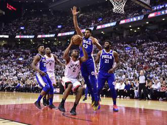 Video: Denver začal 2. kolo play-off NBA triumfom, Philadelphia vyrovnala stav s Torontom