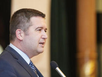 Hamáček má okruh kandidátů na ministra