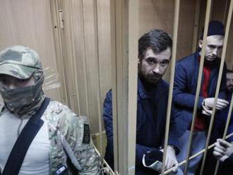 Mezinárodní soud: Moskva musí propustit ukrajinské námořníky