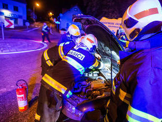 Dobrovolní hasiči z Nového Města nad Metují vyjížděli společně s profesionálními hasiči z Dobrušky…
