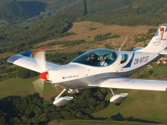 Pozrite sa na ten krásny svet z výšky. Let športovým lietadlom s možnosťou pilotovania.