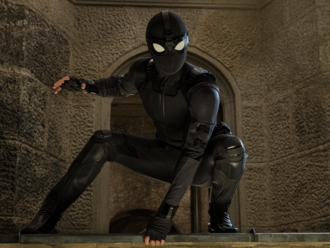 Spider-Man: Far From Home trailer shows Stealth Suit, Mysterio mentorship     - CNET