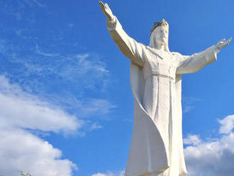 A város szégyene lett a világ legnagyobb Jézus-szobra
