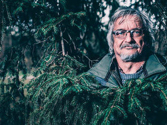 Kůrovec je na naší straně, říká „pravicový ekolog“ Juraj Lukáč, jenž originálním způsobe