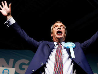 Pije, podvádí svou ženu a lže. I tak Nigel Farage v eurovolbách triumfoval, teď se chce stát premiér