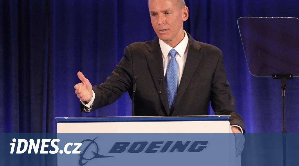Byla to chyba, přiznal poprvé šéf Boeingu. Selhání čidla vedlo k haváriím