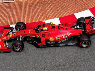 Vettel ferrari rozbil, Leclerc byl nejrychlejší
