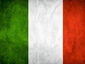 Italská ekonomika ve čtvrtletí po revizi meziročně klesla