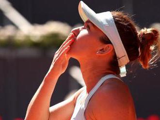 Madrid Open: Simona Halep beats Belinda Bencic to reach final