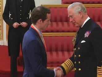 Murray receives knighthood