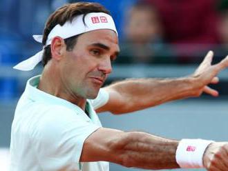 Federer withdraws from Italian Open with leg injury