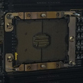 EVGA SR-3 DARK: další deska pro výkonné Xeony W