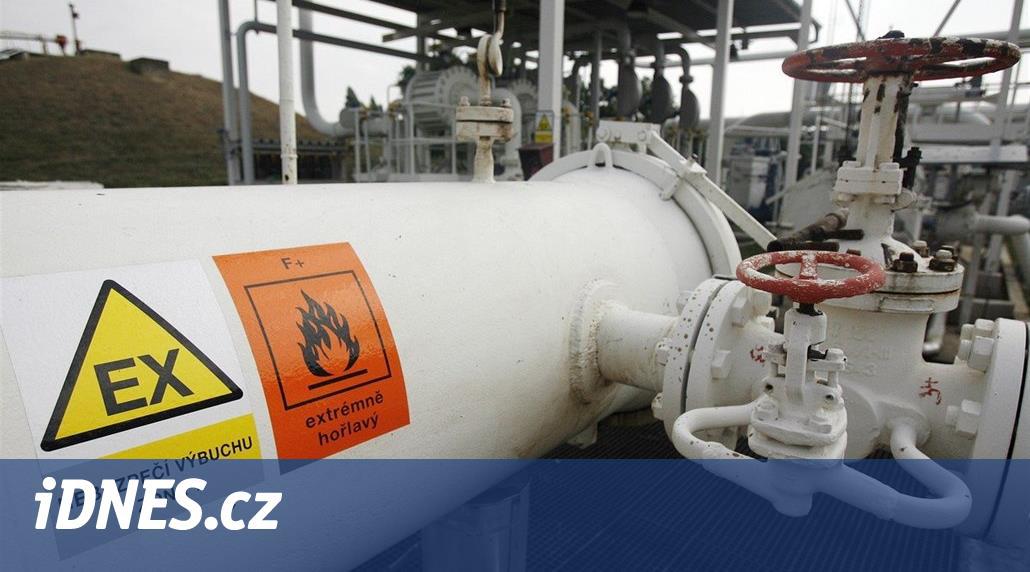 Z ropovodu Družba opět teče čistá ropa, do Litvínova dorazí v pondělí