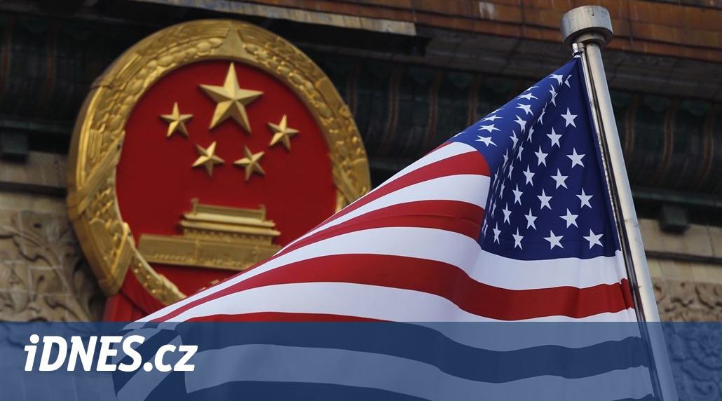 Spor USA s Čínou platí všichni. Obchodní válka může stát svět 14 bilionů