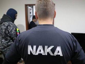 Protizločinecká jednotka NAKA zasahuje v okolí Nitry, medzi zadržanými je aj aktívny policajt