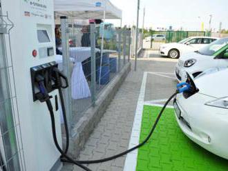 Slováci by mohli získať podporu na nákup elektromobilov, vláda schválila novelu o dotáciách
