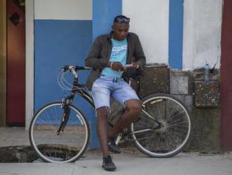 Kuba legalizovala súkromné wifi siete a dovoz routrov, ale internet bude aj naďalej kontrolovať