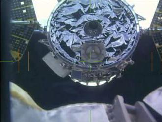 Ruskí kozmonauti absolvujú výstup do otvoreného kozmu, uskutočnia opravy na vonkajšom plášti ISS