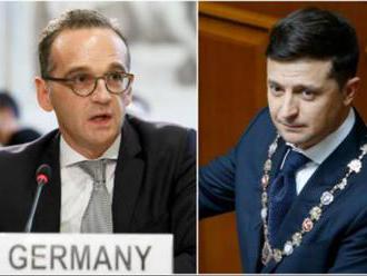 Nemecko chce ponúknuť prezidentovi Zelenskému podporu, Ukrajinu tiež vyzýva na ďalšie reformy