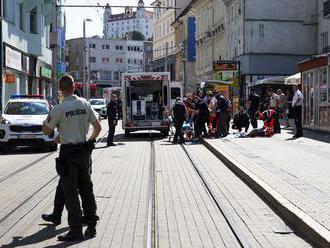 Na Obchodnej ulici v Bratislave sa strieľalo, policajti chceli zastaviť muža