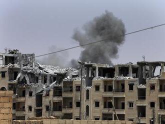 Koalícia vedená USA oznámila, že pri náletoch na ISIS zabila aj civilistov