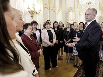Prezident Kiska prijal zdravotné sestry ocenené Bielym srdcom