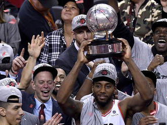 Ošiaľ v Toronte. Raptors premiérovo postúpili do finále NBA