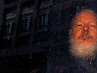 Ekvádor vydal USA Assangeove dokumenty z londýnskej ambasády