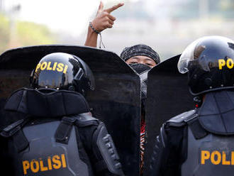 V Jakarte vypukli povolebné nepokoje, hlásia šesť mŕtvych