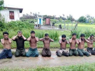 Mjanmarsko prepustilo vojakov uväznených za zabitie Rohingov