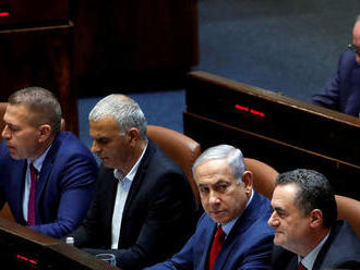 Izraelský parlament odhlasoval svoje rozpustenie