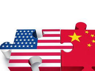 USA dávajú Číne arogantné podmienky, komentuje čínska agentúra