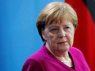 Merkelová prisľúbila pomoc pri obnove územnej celistvosti Ukrajiny