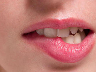 Elektrické zubné kefky sú obzvlášť dobré pri prevencii