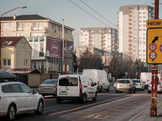 Na Gagarinovej ulici zmenia cez víkend dopravné značenie