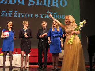 Úspešná talk show Evy Černej spojí spisovateľku, motivátora aj kňaza v Devíne