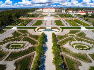 Fantázia kúsok od hraníc: Na zámku Schloss Hof dokončili rekonštrukciu barokovej záhrady