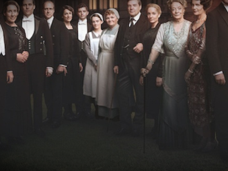 Downton Abbey je späť: Pozrite si prvú ukážku z očakávaného filmu