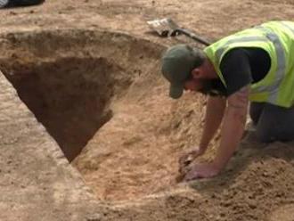 V dedine stavali nové byty, no narazili na prekážku: Archeologický objav mení doterajšie poznatky