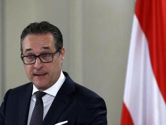 Rakúsky vicekancelár Strache namočený v škandále, médiá zverejnili kompromitujúce video