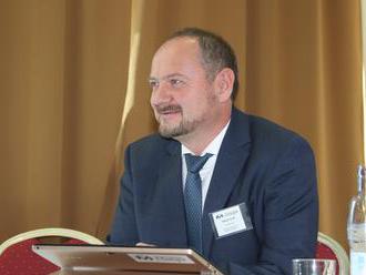 Predsedom novej politickej strany Maďarské fórum sa stal poslanec Zsolt Simon