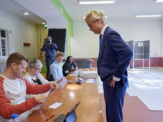 Eurovoľby v Holandsku vyhrala Strana práce, excentrický radikál Geert Wilders pohorel