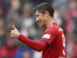 Video: Bayern po zaváhaní Dortmundu siaha na titul, Duda prispel gólom k výhre Herthy