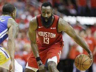 Video: Houston v ostro sledovanej sérii NBA zdolal Golden State, drámu rozhodlo až predĺženie