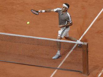 Federer sa po štyroch rokoch víťazne vrátil na Roland Garros, na začiatku zápasu cítil napätie