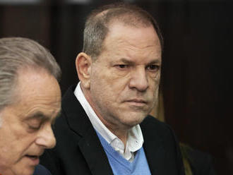 Weinstein sa mal s obeťami dohodnúť na finančnom odškodnení